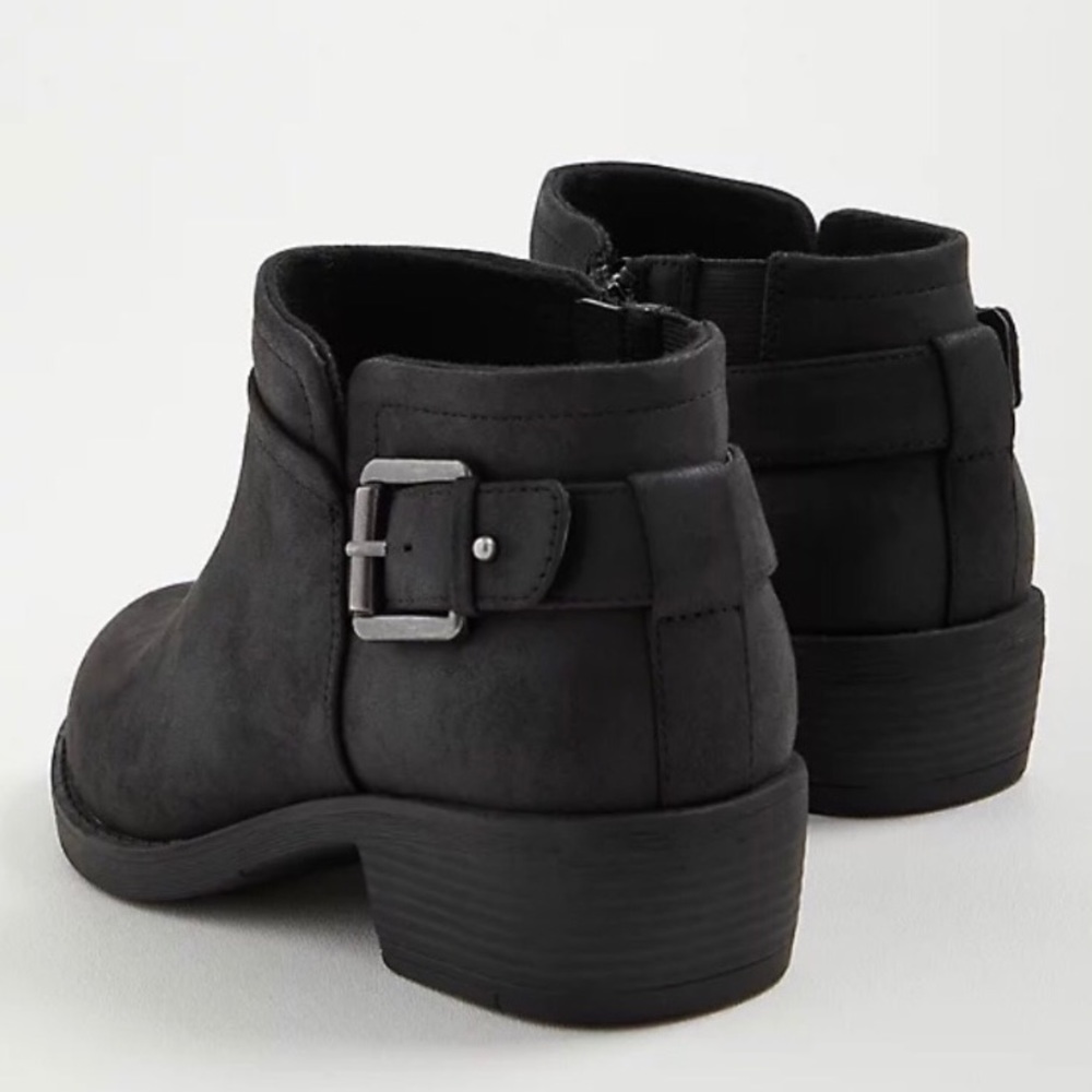 Women's Torrid Ankle Boot with Buckle Size 10 - Picture 3 of 16